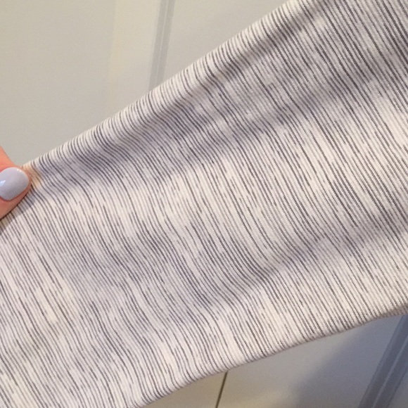 Lululemon Define Jacket size 10 - Picture 2 of 5